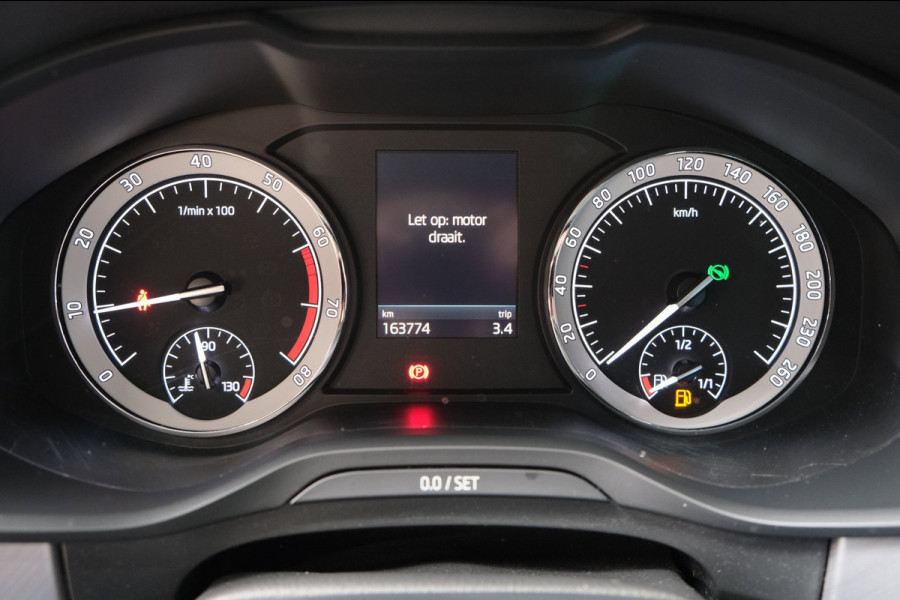 Škoda Kodiaq 1.5 TSI Business Edition 7p. - N.A.P. Airco, Cruise, Carplay, PDC, Navi, Camera, Trekhaak.