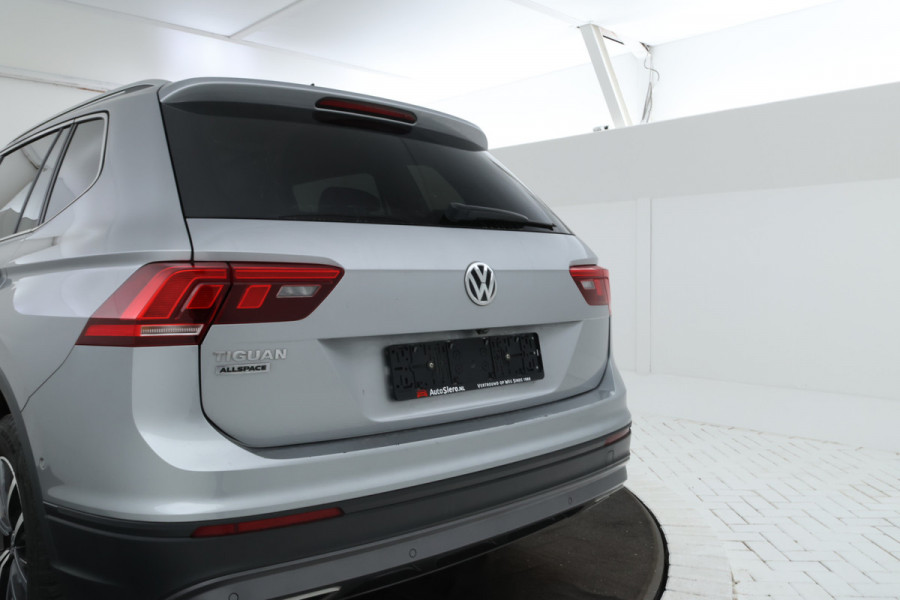 Volkswagen Tiguan Allspace 1.5 TSI Comfortline Business Automaat, Leer, Apple carplay,