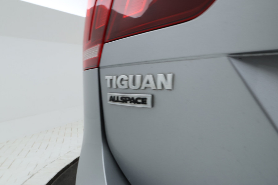 Volkswagen Tiguan Allspace 1.5 TSI Comfortline Business Automaat, Leer, Apple carplay,