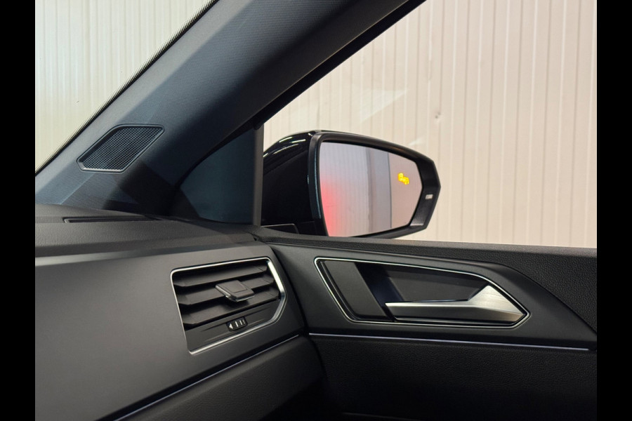Volkswagen Polo 1.0 TSI R-Line | PANO | ACC | CAMERA | CARPLAY