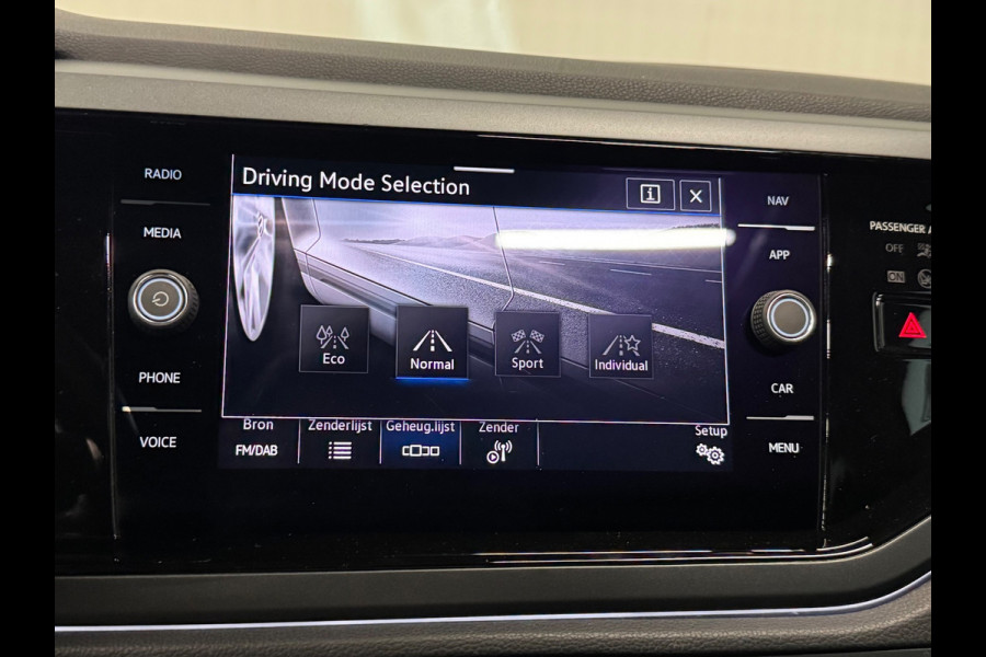 Volkswagen Polo 1.0 TSI R-Line | PANO | ACC | CAMERA | CARPLAY