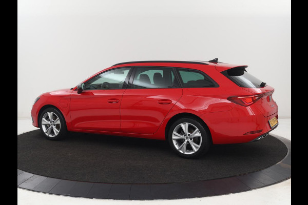 Seat Leon 1.4 TSI eHybrid PHEV FR | SOH 97,5% | Stoelverwarming | Adaptive cruise | Sfeerverlichting | Navigatie | Parkeerhulp | Full LED | Stuurverwarming | Bluetooth | Plug In