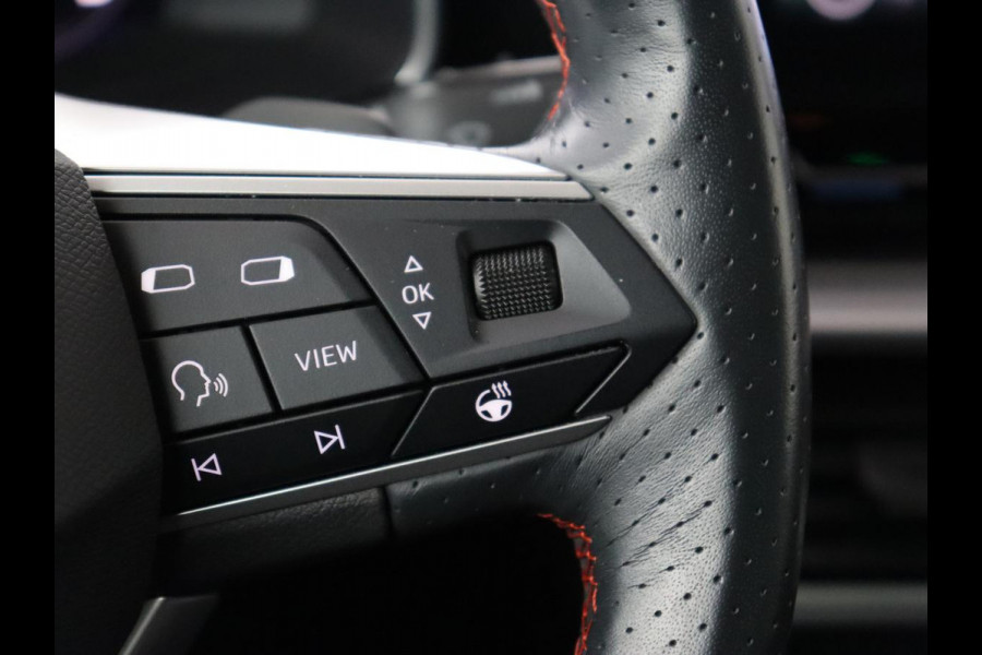 Seat Leon 1.4 TSI eHybrid PHEV FR | SOH 97,5% | Stoelverwarming | Adaptive cruise | Sfeerverlichting | Navigatie | Parkeerhulp | Full LED | Stuurverwarming | Bluetooth | Plug In