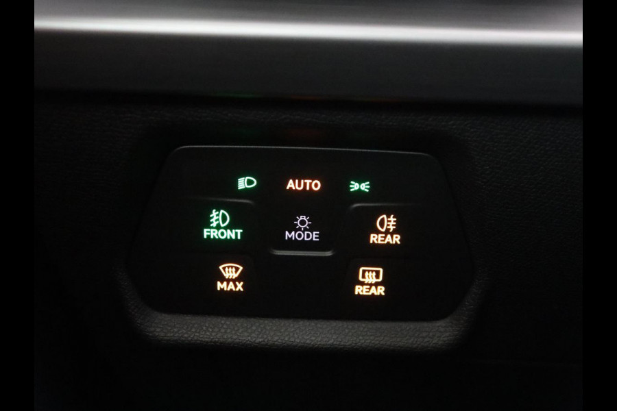 Seat Leon 1.4 TSI eHybrid PHEV FR | SOH 97,5% | Stoelverwarming | Adaptive cruise | Sfeerverlichting | Navigatie | Parkeerhulp | Full LED | Stuurverwarming | Bluetooth | Plug In