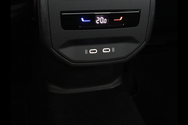 Seat Leon 1.4 TSI eHybrid PHEV FR | SOH 97,5% | Stoelverwarming | Adaptive cruise | Sfeerverlichting | Navigatie | Parkeerhulp | Full LED | Stuurverwarming | Bluetooth | Plug In