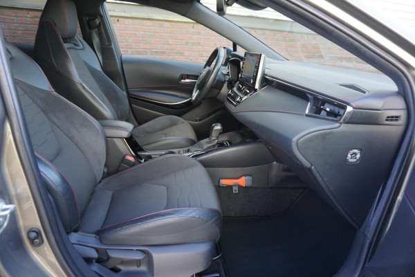Toyota Corolla Touring Sports 1.8 Hybrid Executive/Trekhaak/Dealeronderhouden/ Head-Up/Stoelverwarming.