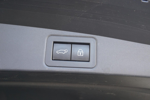 Toyota Corolla Touring Sports 1.8 Hybrid Executive/Trekhaak/Dealeronderhouden/ Head-Up/Stoelverwarming.