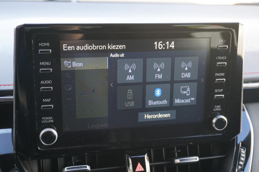 Toyota Corolla Touring Sports 1.8 Hybrid Executive/Trekhaak/Dealeronderhouden/ Head-Up/Stoelverwarming.