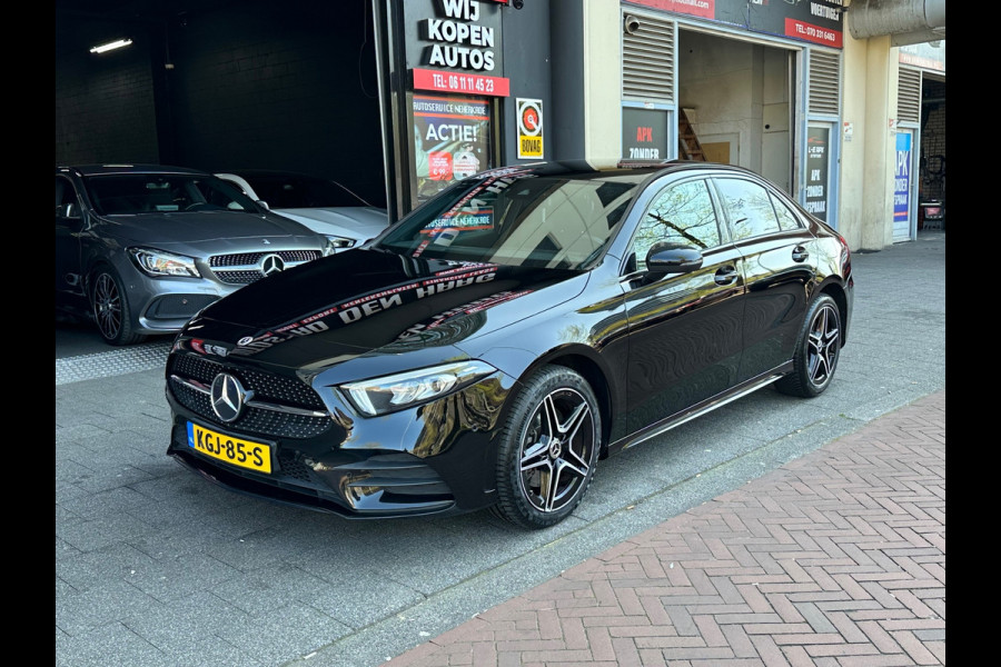 Mercedes-Benz A-Klasse 250 e Business Solution AMG Limited Carplay Sfeerverlichting