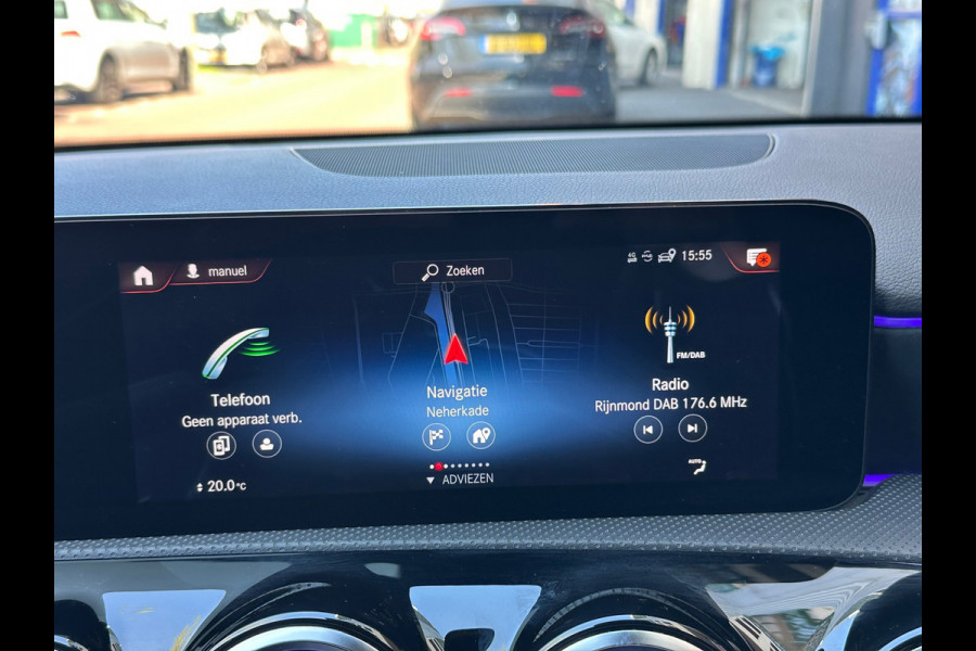 Mercedes-Benz A-Klasse 250 e Business Solution AMG Limited Carplay Sfeerverlichting