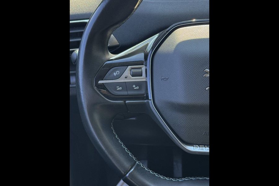 Peugeot 3008 1.2 PureTech Crossway 55.000 KM I Navigatie / Apple CarPlay I Leer / Alcatara I LED I PDC I Camera I Dealer onderh.