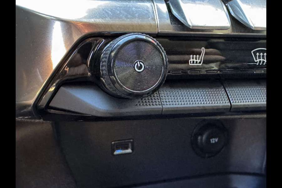 Peugeot 3008 1.2 PureTech Crossway 55.000 KM I Navigatie / Apple CarPlay I Leer / Alcatara I LED I PDC I Camera I Dealer onderh.