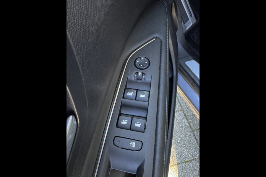 Peugeot 3008 1.2 PureTech Crossway 55.000 KM I Navigatie / Apple CarPlay I Leer / Alcatara I LED I PDC I Camera I Dealer onderh.