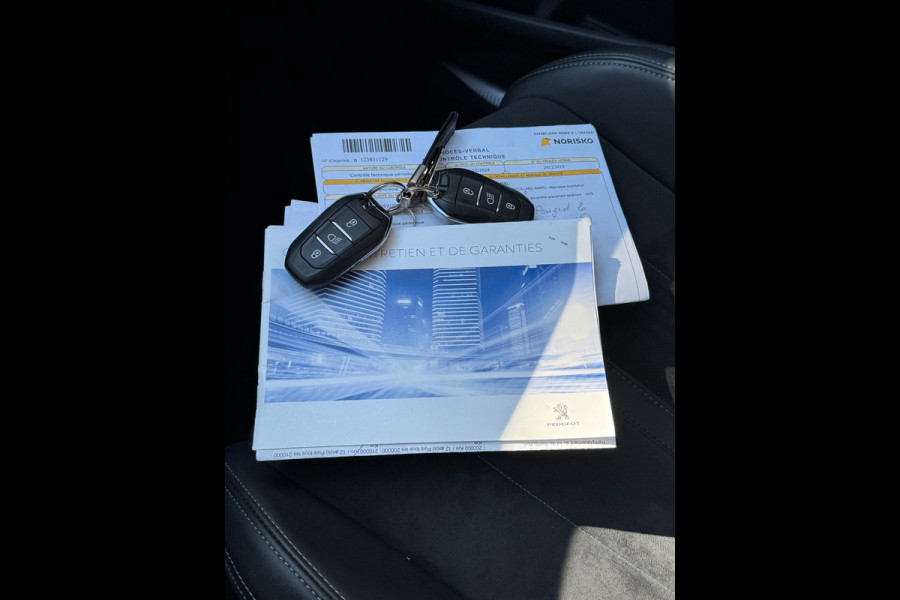 Peugeot 3008 1.2 PureTech Crossway 55.000 KM I Navigatie / Apple CarPlay I Leer / Alcatara I LED I PDC I Camera I Dealer onderh.