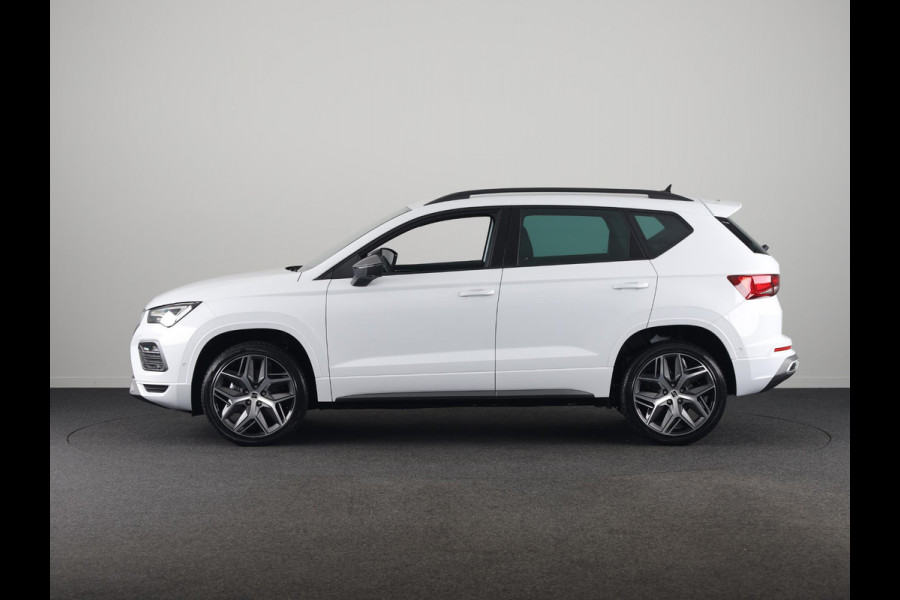 Seat Ateca 1.5 TSI FR Business Intense | Glacial White Metallic | Velgen: 'Exclusive Cosmo Grey', 19 inch | Draadloze Carplay |