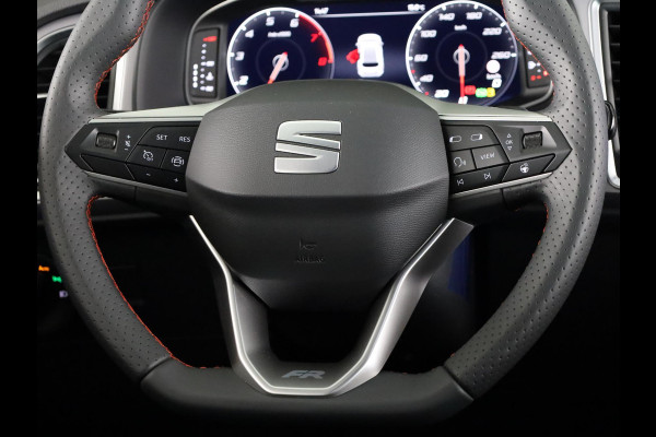 Seat Ateca 1.5 TSI FR Business Intense | Glacial White Metallic | Velgen: 'Exclusive Cosmo Grey', 19 inch | Draadloze Carplay |