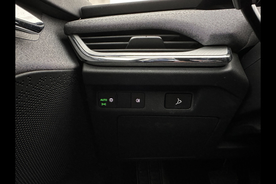 Škoda ENYAQ iV 60 [ 3-Fase ] {SOH-87%} (INCL-BTW) *LEATHER-FABRIC | FULL-LED | ADAPTIVE-CRUISE | BLINDSPOT | DIGI-COCKPIT | CAMERA | KEYLESS | NAVI-FULLMAP | AMBIENT-LIGHT | ECC | HEATED-COMFORTSEATS | DAB+ | PDC | 20''ALU*