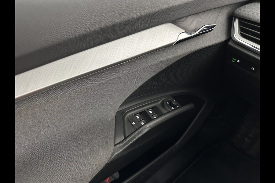 Škoda ENYAQ iV 60 [ 3-Fase ] {SOH-87%} (INCL-BTW) *LEATHER-FABRIC | FULL-LED | ADAPTIVE-CRUISE | BLINDSPOT | DIGI-COCKPIT | CAMERA | KEYLESS | NAVI-FULLMAP | AMBIENT-LIGHT | ECC | HEATED-COMFORTSEATS | DAB+ | PDC | 20''ALU*