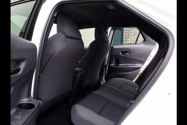 Toyota C-HR 2.0 PHEV 220 Dynamic | Bi-Tone | Dodehoek | Stuurwielverwarming