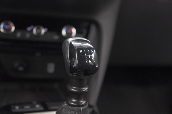 Opel Corsa Turbo 100 GS | Navigatie | Camera | Dodehoekdetectie | Apple Carplay