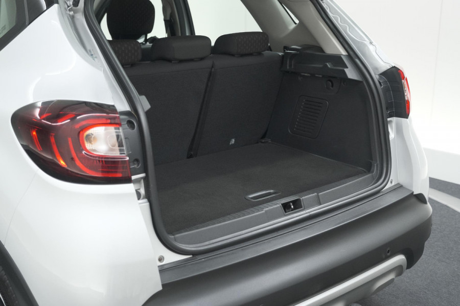 Renault Captur TCe 90 Intens | Trekhaak | AllSeason banden | Navigatie | Parkeersensoren