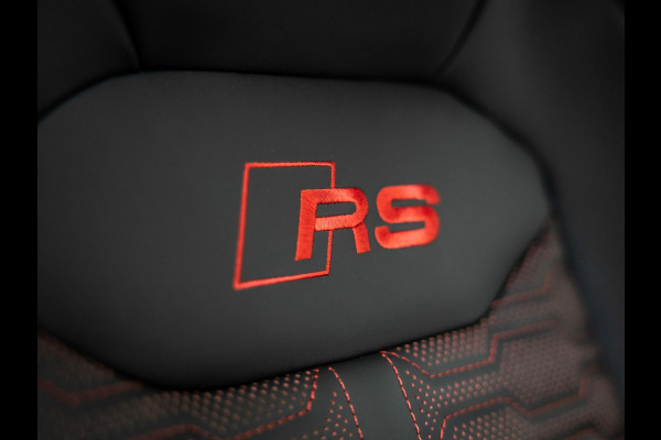 Audi RSQ8 4.0 TFSI quattro Performance | URBAN | Full PPF | Akrapovic | 24'' Vossen | Full Carbon |