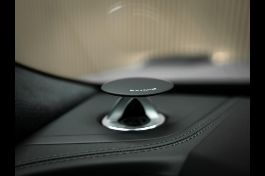 Audi RSQ8 4.0 TFSI quattro Performance | URBAN | Full PPF | Akrapovic | 24'' Vossen | Full Carbon |