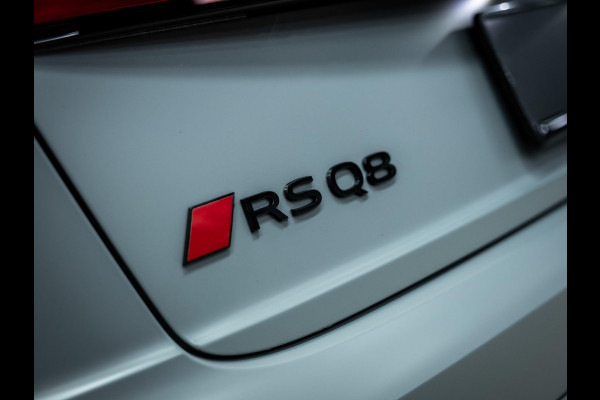 Audi RSQ8 4.0 TFSI quattro Performance | URBAN | Full PPF | Akrapovic | 24'' Vossen | Full Carbon |