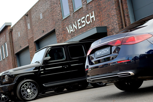 Mercedes-Benz E-Klasse 400 e 4MATIC Exclusive Line | Hypercreen | Luchtvering | Achterasbesturing | Distronic+ | Massage | Stoelventilatie | 3D-Display | HUD | Vlakkenverwarming | Digital Light |