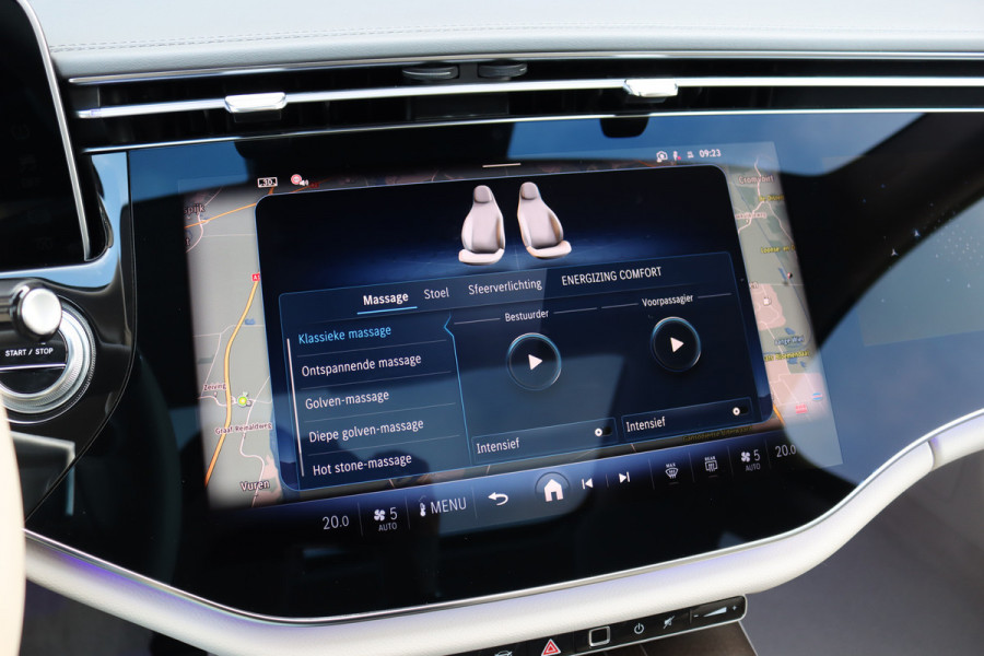 Mercedes-Benz E-Klasse 400 e 4MATIC Exclusive Line | Hypercreen | Luchtvering | Achterasbesturing | Distronic+ | Massage | Stoelventilatie | 3D-Display | HUD | Vlakkenverwarming | Digital Light |