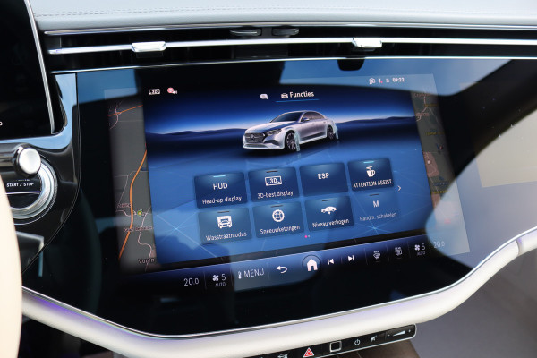 Mercedes-Benz E-Klasse 400 e 4MATIC Exclusive Line | Hypercreen | Luchtvering | Achterasbesturing | Distronic+ | Massage | Stoelventilatie | 3D-Display | HUD | Vlakkenverwarming | Digital Light |
