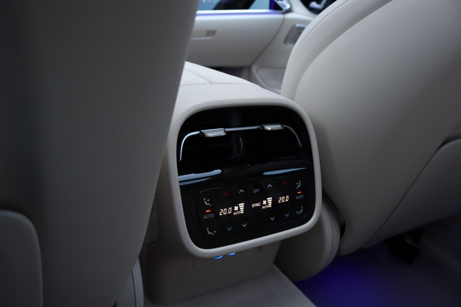 Mercedes-Benz E-Klasse 400 e 4MATIC Exclusive Line | Hypercreen | Luchtvering | Achterasbesturing | Distronic+ | Massage | Stoelventilatie | 3D-Display | HUD | Vlakkenverwarming | Digital Light |