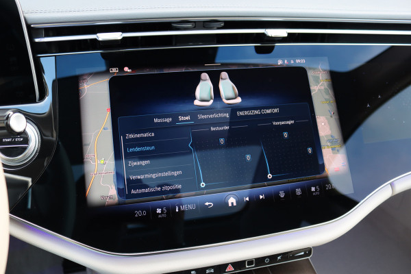 Mercedes-Benz E-Klasse 400 e 4MATIC Exclusive Line | Hypercreen | Luchtvering | Achterasbesturing | Distronic+ | Massage | Stoelventilatie | 3D-Display | HUD | Vlakkenverwarming | Digital Light |