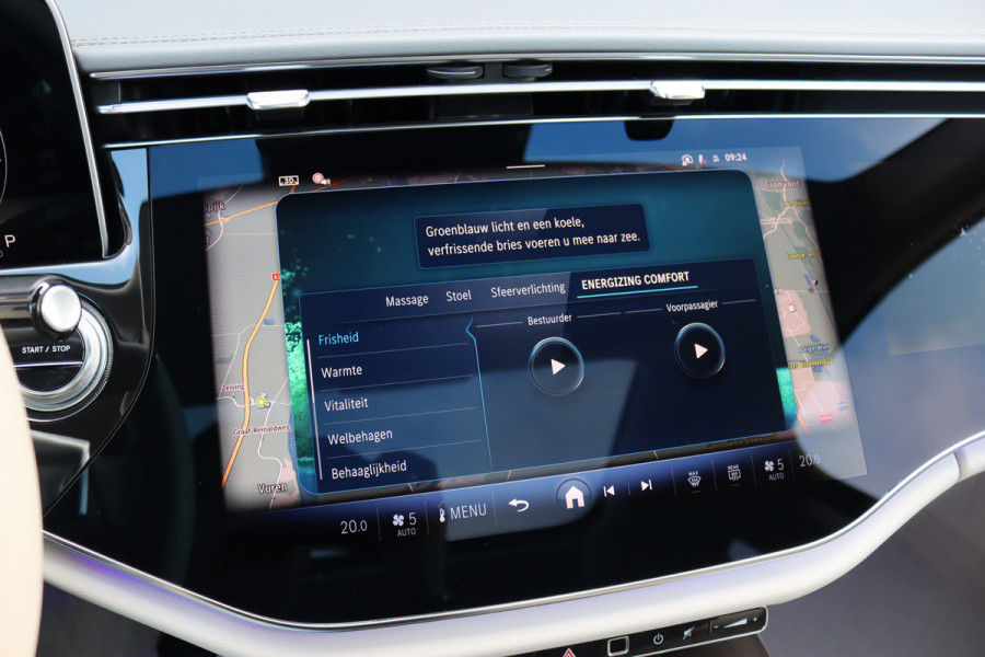 Mercedes-Benz E-Klasse 400 e 4MATIC Exclusive Line | Hypercreen | Luchtvering | Achterasbesturing | Distronic+ | Massage | Stoelventilatie | 3D-Display | HUD | Vlakkenverwarming | Digital Light |