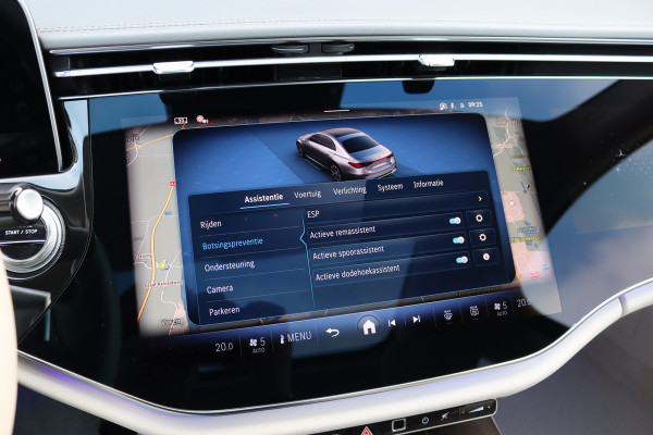 Mercedes-Benz E-Klasse 400 e 4MATIC Exclusive Line | Hypercreen | Luchtvering | Achterasbesturing | Distronic+ | Massage | Stoelventilatie | 3D-Display | HUD | Vlakkenverwarming | Digital Light |