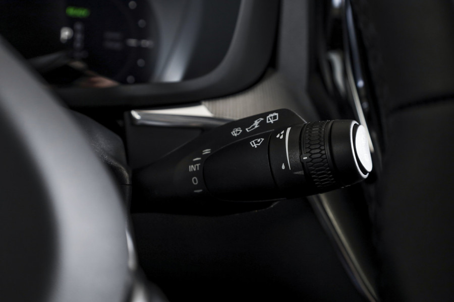 Volvo XC60 2.0 T8 Plug-in hybrid AWD Plus Black Edition - Facelift MY26 | S/K Panodak | Elek. Trekhaak | 360 Camera | Head-Up | Harmon/Kardon | Dig.Cockpit | Adapt.Cruise | Stoel-+Stuurverw. | NAV+App.Connect | Auto.Airco | LM 21" | 0120