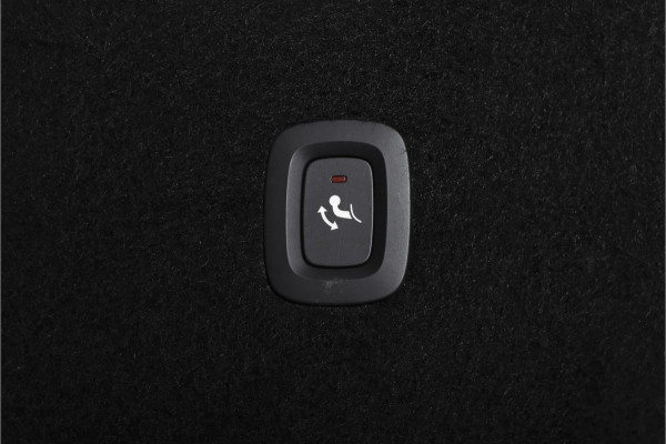 Volvo XC60 2.0 T8 Plug-in hybrid AWD Plus Black Edition - Facelift MY26 | S/K Panodak | Elek. Trekhaak | 360 Camera | Head-Up | Harmon/Kardon | Dig.Cockpit | Adapt.Cruise | Stoel-+Stuurverw. | NAV+App.Connect | Auto.Airco | LM 21" | 0120