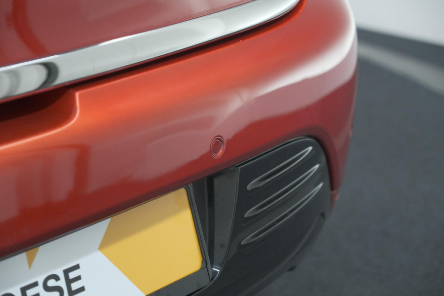 Renault Clio TCe 90 Limited | Trekhaak | Parkeersensoren | Navigatie