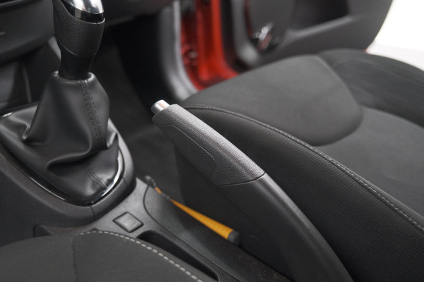 Renault Clio TCe 90 Limited | Trekhaak | Parkeersensoren | Navigatie