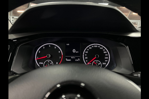 Volkswagen Polo 1.0 Business | PDC | Clima | Stoelverwarming |