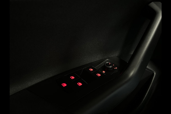 Volkswagen Polo 1.0 Business | PDC | Clima | Stoelverwarming |