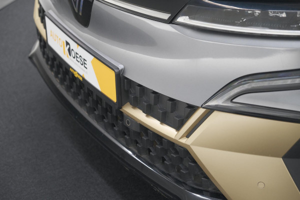 Renault Mégane E-Tech EV60 Optimum Charge Iconic | Adaptieve Cruise Control | Winterpakket | Dodehoekdetectie | Harman Kardon
