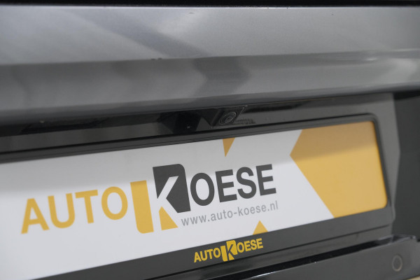 Renault Mégane E-Tech EV60 Optimum Charge Iconic | Adaptieve Cruise Control | Winterpakket | Dodehoekdetectie | Harman Kardon