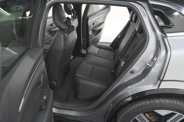 Renault Mégane E-Tech EV60 Optimum Charge Iconic | Adaptieve Cruise Control | Winterpakket | Dodehoekdetectie | Harman Kardon