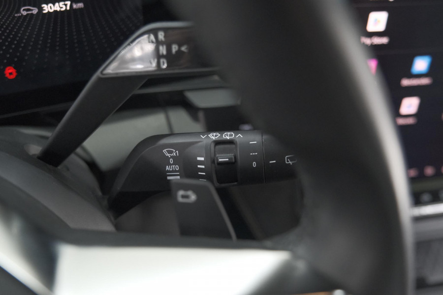 Renault Mégane E-Tech EV60 Optimum Charge Iconic | Adaptieve Cruise Control | Winterpakket | Dodehoekdetectie | Harman Kardon