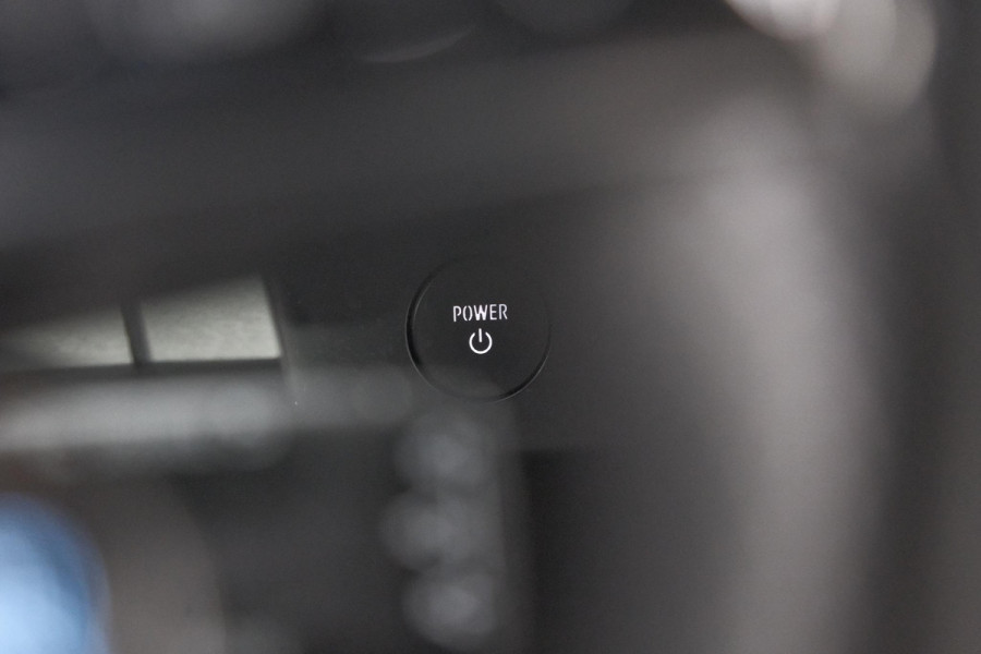 Renault Mégane E-Tech EV60 Optimum Charge Iconic | Adaptieve Cruise Control | Winterpakket | Dodehoekdetectie | Harman Kardon