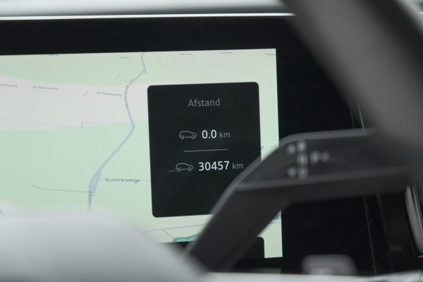 Renault Mégane E-Tech EV60 Optimum Charge Iconic | Adaptieve Cruise Control | Winterpakket | Dodehoekdetectie | Harman Kardon