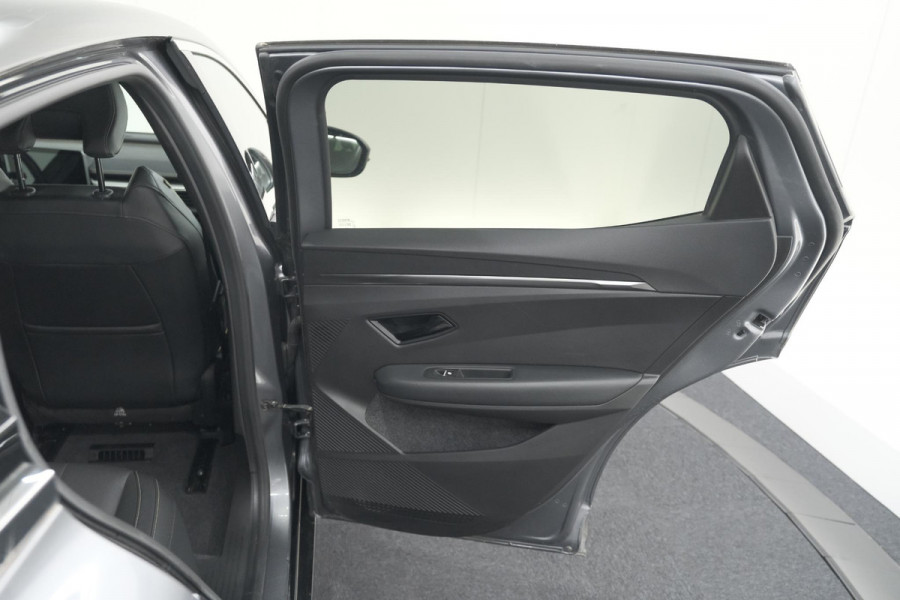 Renault Mégane E-Tech EV60 Optimum Charge Iconic | Adaptieve Cruise Control | Winterpakket | Dodehoekdetectie | Harman Kardon