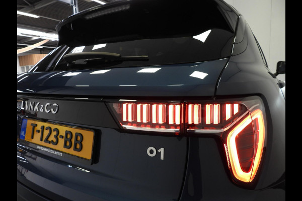 Lynk & Co 01 1.5 PHEV BlackLine ZWARTE HEMEL/360CAM/SCHUIFDAK/LED/20"LMV!