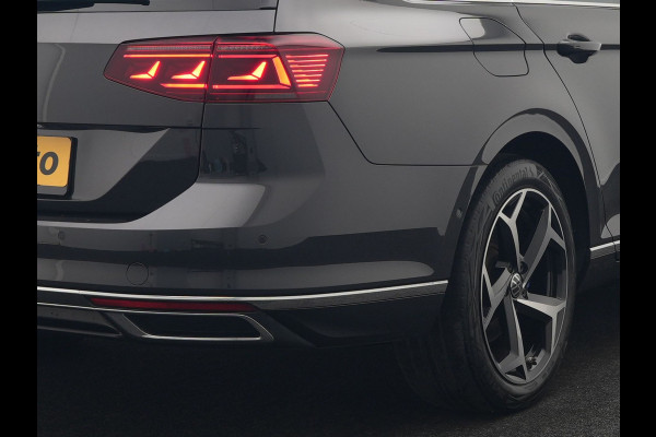Volkswagen Passat Variant 1.4 TSI GTE Business PHEV 218pk Dealer O.H. | Trekhaak Af Fabriek | Adaptive Cruise | Camera | Sportstoelen Massage & Memory | Keyless | Apple Carplay | Blis | Stoelverwarming | Navigatie | DAB | Plug In Hybrid |